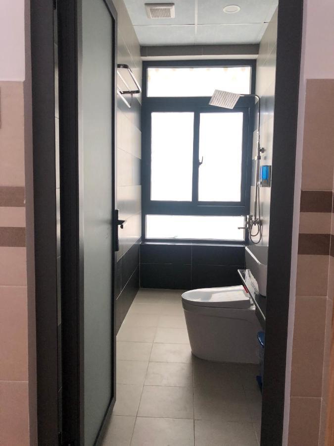 Hoàng Quân Hotel - Gần bến tàu Rạch Giá Phú Quốc Exterior foto